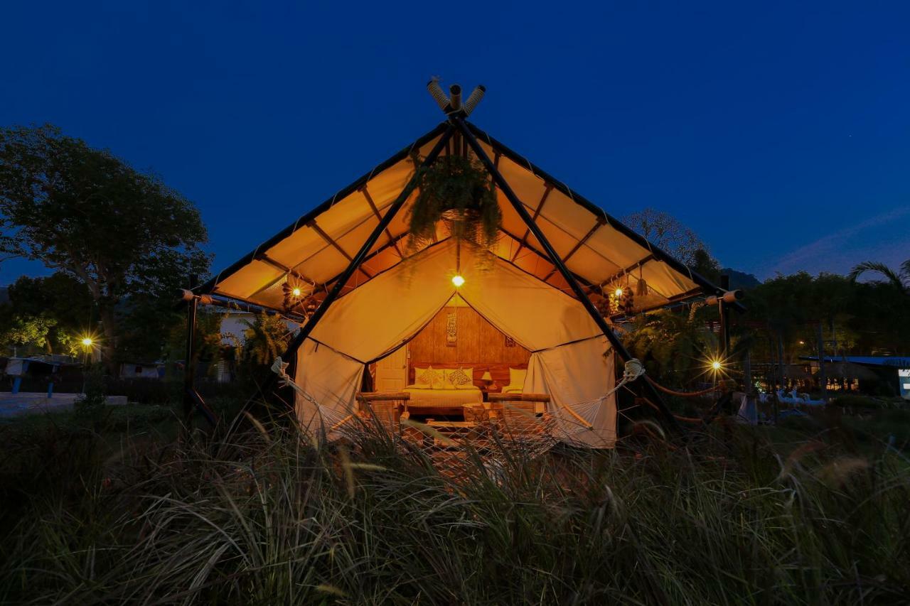 Hotel Mont Blanc Glamping Khao Yai Khao Yai National Park Esterno foto